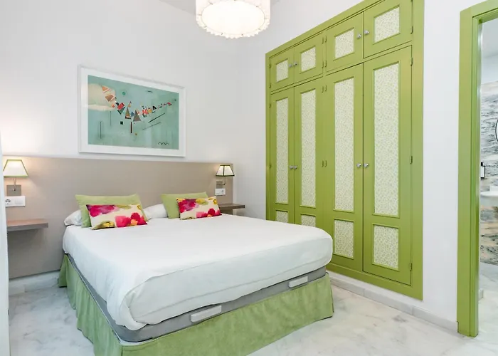 Smartr Dueñas Apartamento *